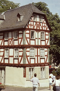 Buildings that Pass the Test of Time Image